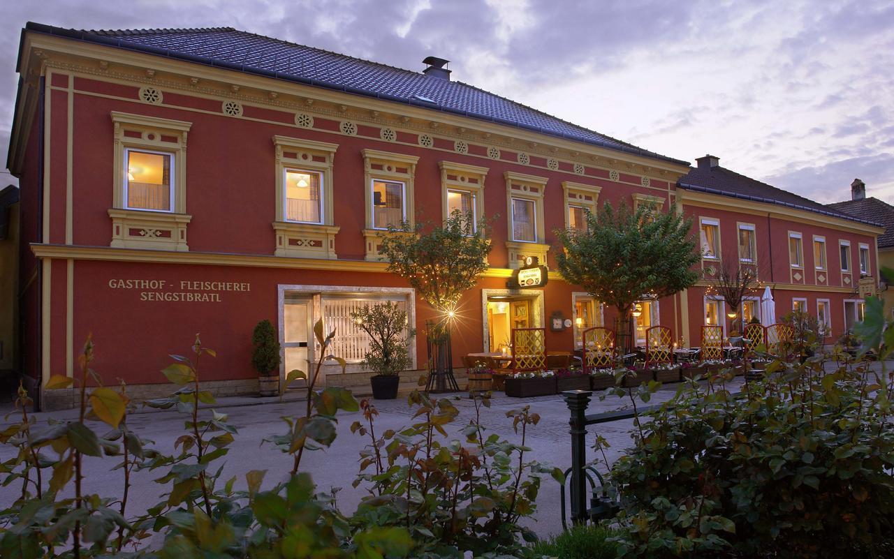 Inn Landgasthof Sengstbratl *